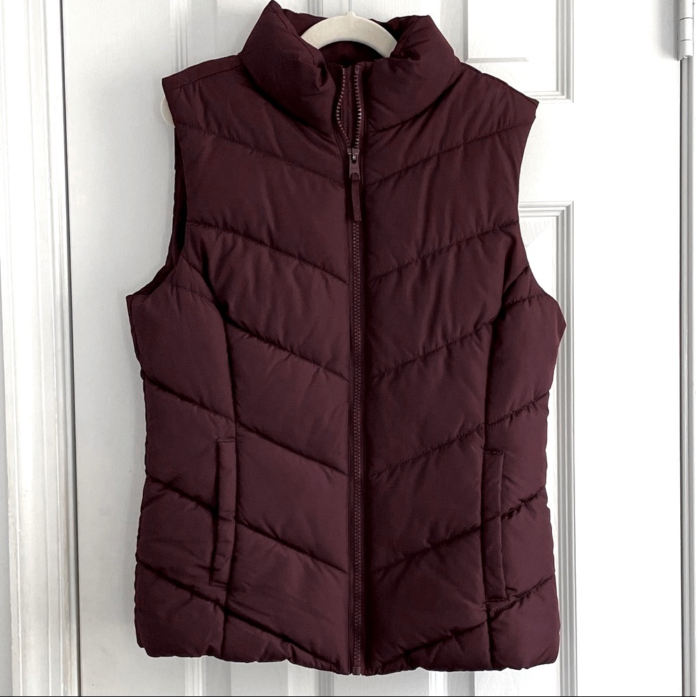 Aeropostale Puffer Vest! Size Small! Great condition, Worn once